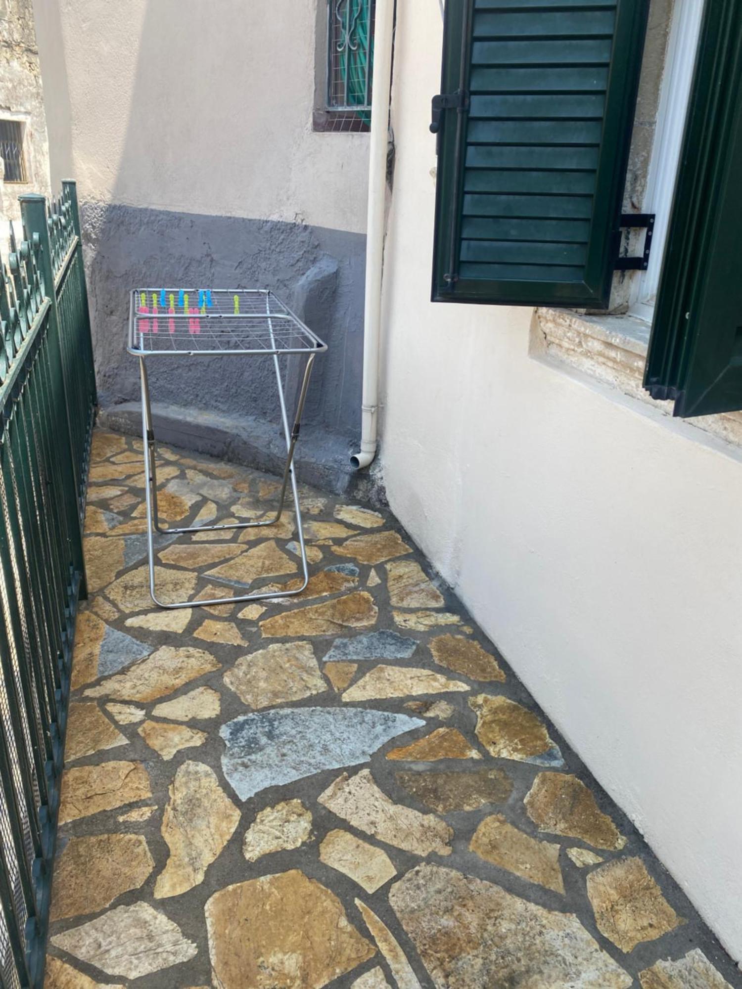 Little Village House Valanio Exterior photo